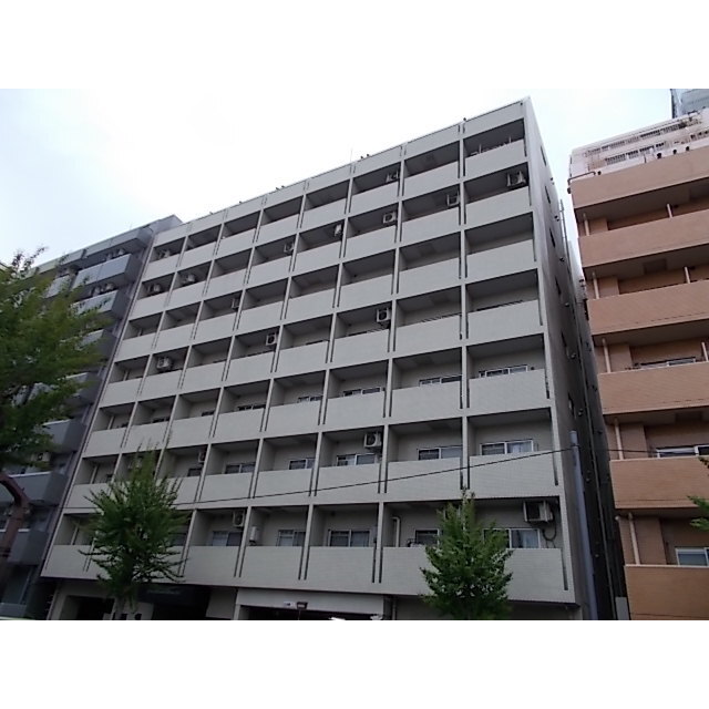 三鷹駅より徒歩7分 築39年7ヶ月 9階建の賃貸物件