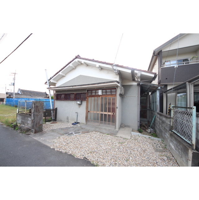 櫟本駅より徒歩29分 築59年10ヶ月 2階建の賃貸物件