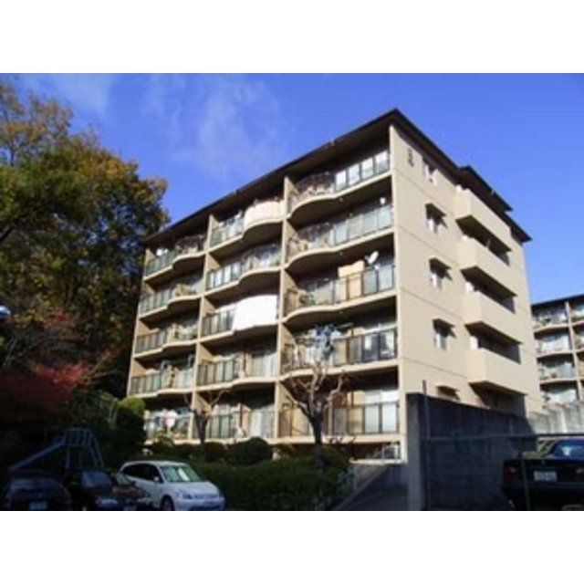 千里丘駅より徒歩18分 築47年2ヶ月 5階建の賃貸物件