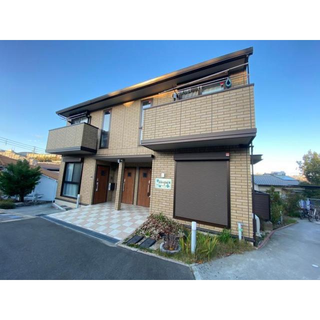 北千里駅よりバス12分 徒歩7分 築10年5ヶ月 2階建の賃貸物件