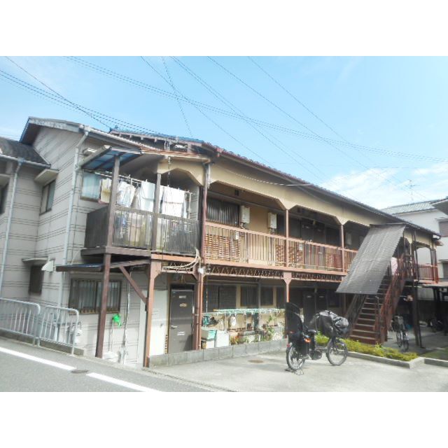 箕面駅より徒歩12分 築47年5ヶ月 2階建の賃貸物件