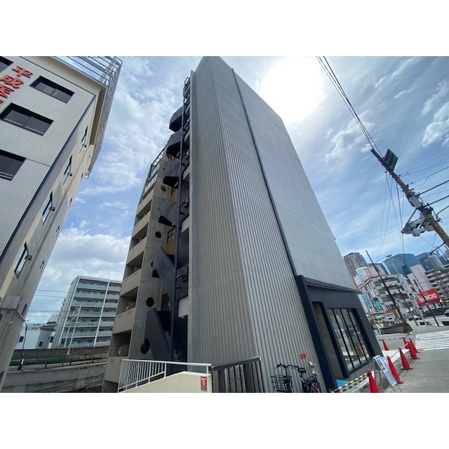 中津駅より徒歩6分 築2年7ヶ月 8階建の賃貸物件