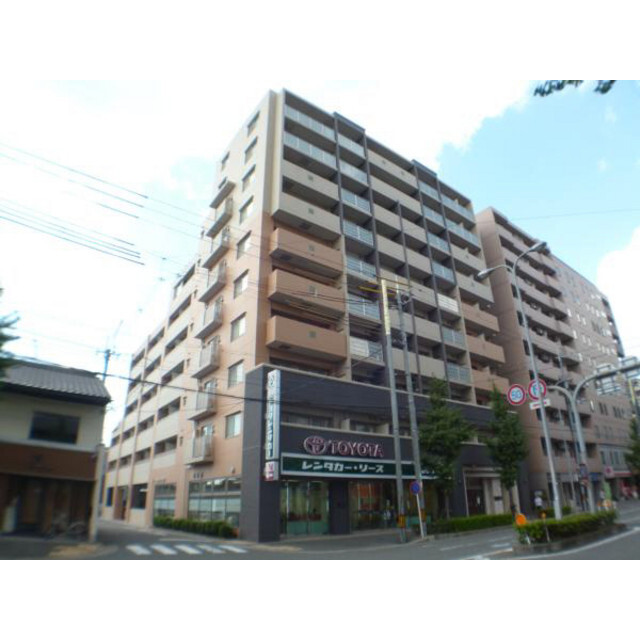 京都駅より徒歩3分 築19年8ヶ月 10階建の賃貸物件