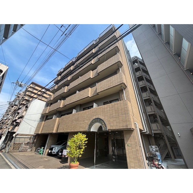 中津駅より徒歩3分 築36年7ヶ月 7階建の賃貸物件