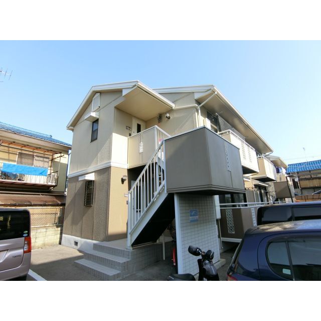 上桂駅より徒歩9分 築32年8ヶ月 2階建の賃貸物件