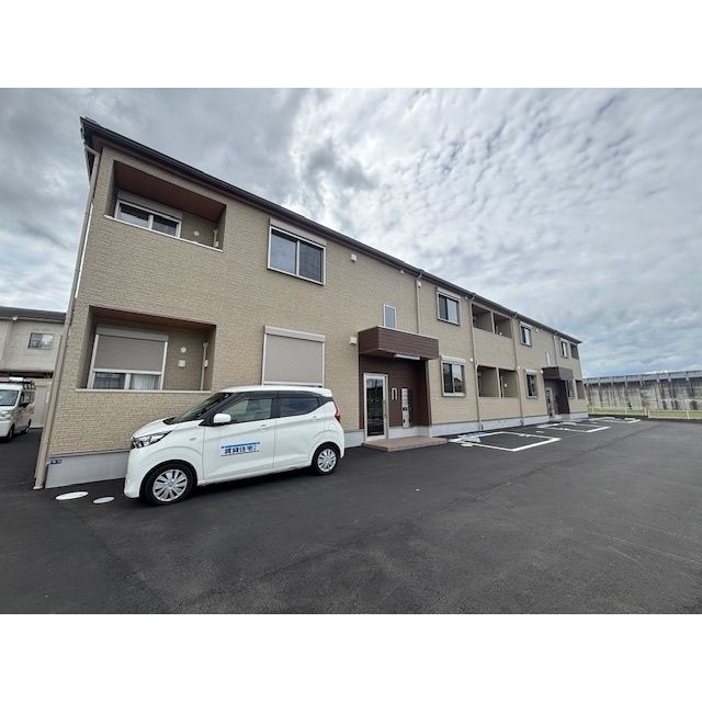 レオパレス萱の園の賃貸物件