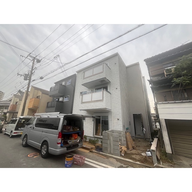 湊駅より徒歩9分 新築 3階建の賃貸物件