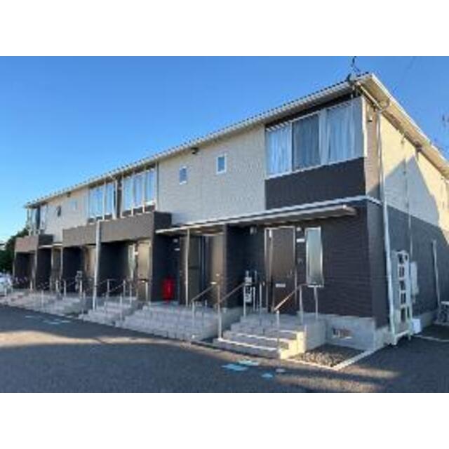 福島学院前駅より徒歩18分 築7年7ヶ月 2階建の賃貸物件