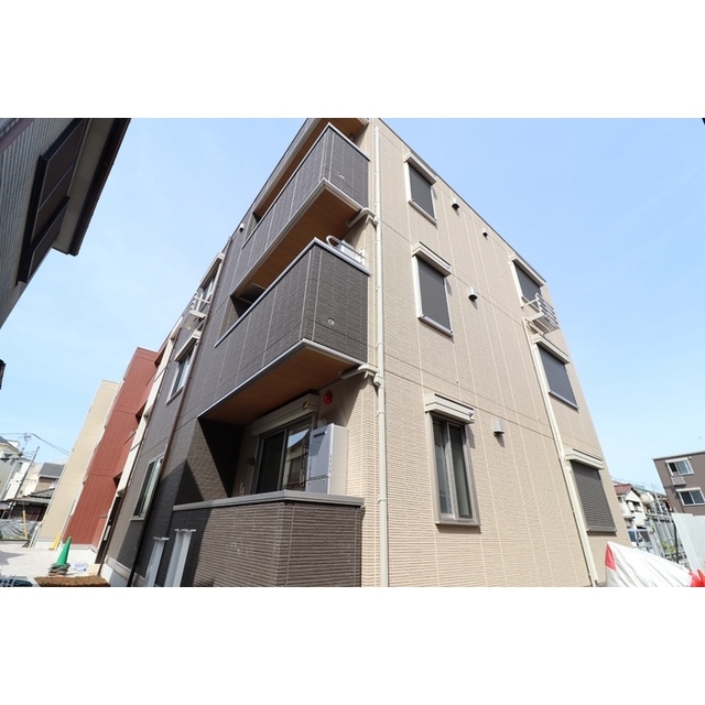 四ツ木駅より徒歩7分 築2年7ヶ月 3階建の賃貸物件