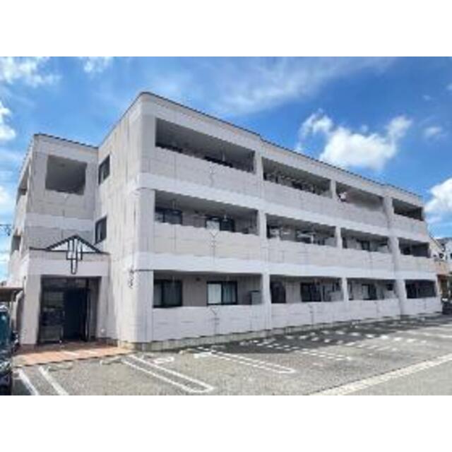 半田駅より徒歩19分 築21年10ヶ月 3階建の賃貸物件