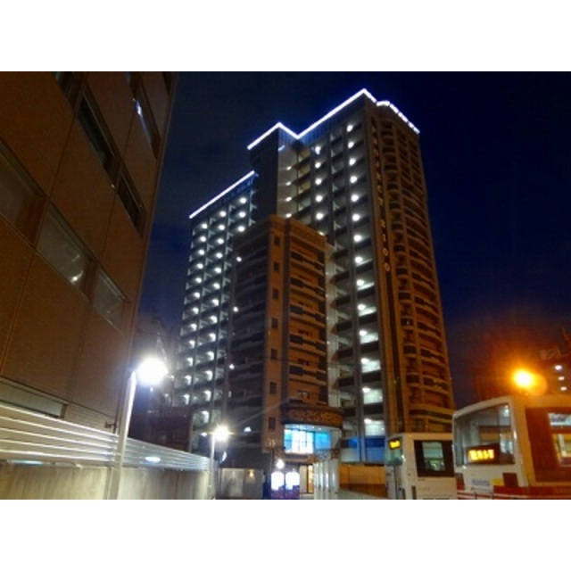 博多駅より徒歩3分 築22年7ヶ月 15階建の賃貸物件