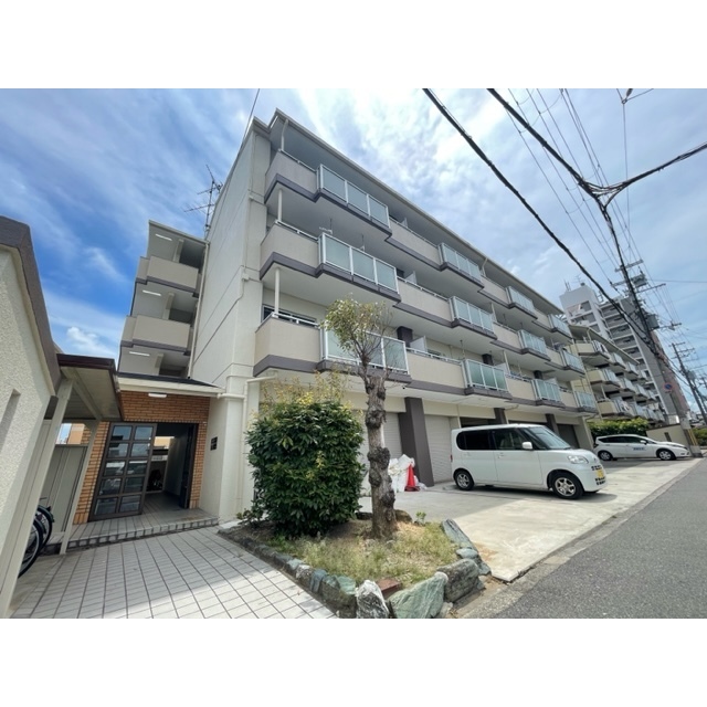 北花田駅より徒歩16分 築37年8ヶ月 4階建の賃貸物件