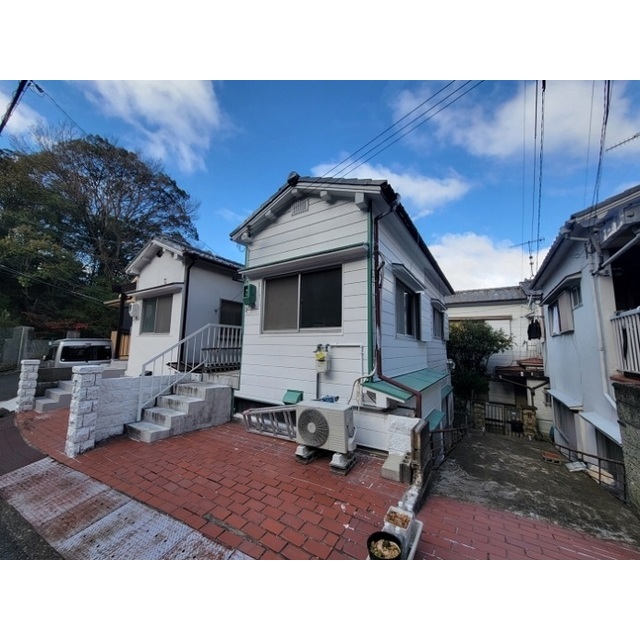 塩屋駅より徒歩14分 築47年10ヶ月 2階建の賃貸物件