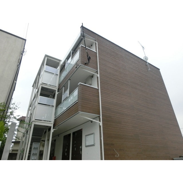 西調布駅より徒歩24分 築7年5ヶ月 3階建の賃貸物件
