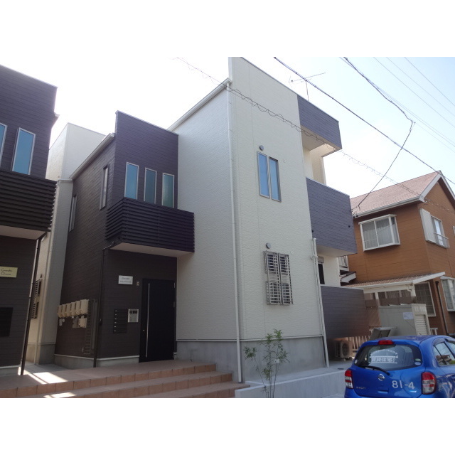 新瑞橋駅より徒歩11分 築11年 2階建の賃貸物件