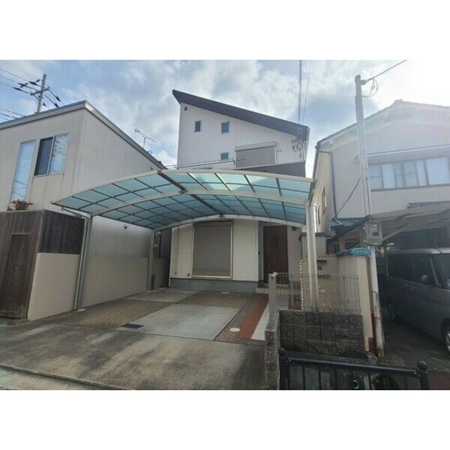 長岡天神駅より徒歩16分 築13年10ヶ月 2階建の賃貸物件