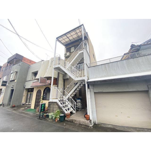 黄檗駅より徒歩5分 築32年 3階建の賃貸物件