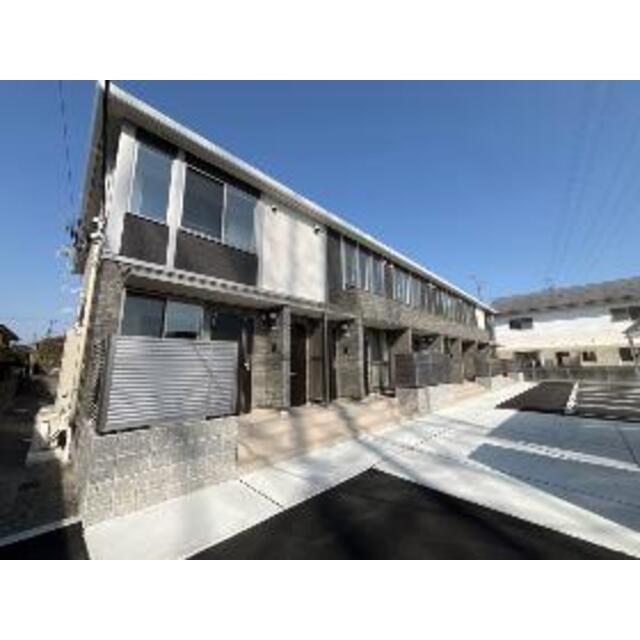  築1年11ヶ月 2階建の賃貸物件