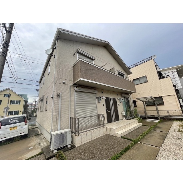 桜山駅より徒歩6分 築9年10ヶ月 2階建の賃貸物件