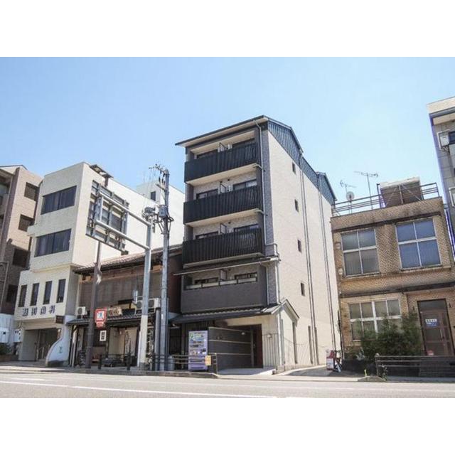 東山駅より徒歩3分 築11年9ヶ月 5階建の賃貸物件