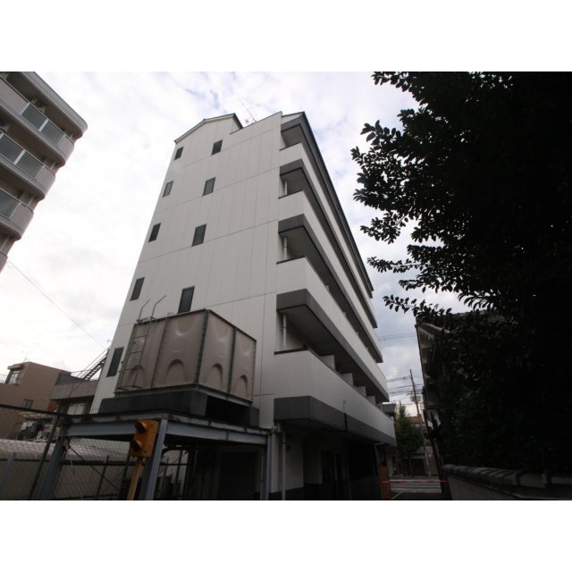 西大路駅より徒歩9分 築26年8ヶ月 5階建の賃貸物件