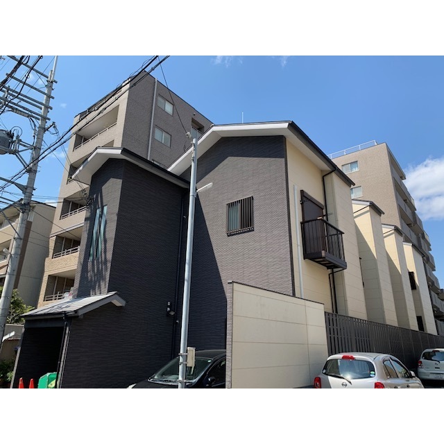 今出川駅より徒歩7分 築20年8ヶ月 2階建の賃貸物件