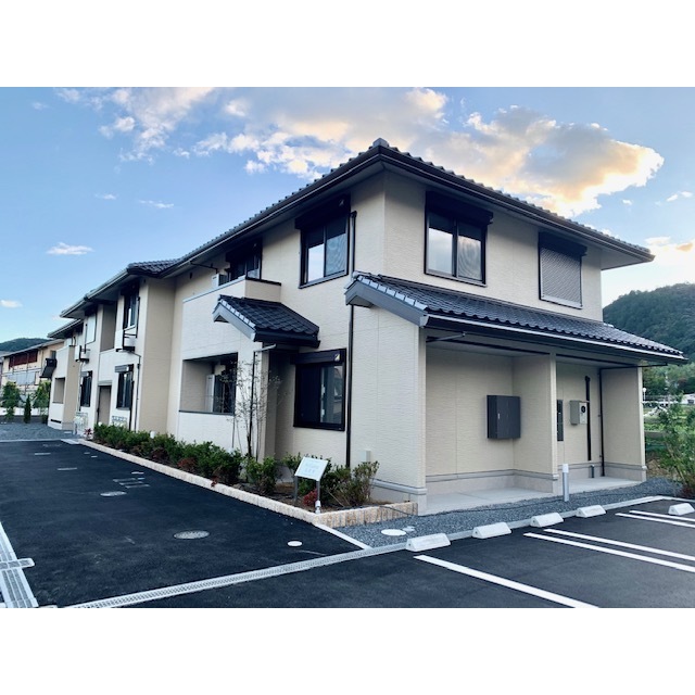 ｂｒｉｌｌａｎｔｅ鳥居本の賃貸物件