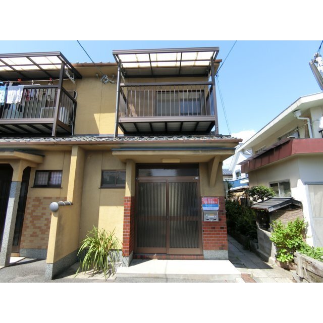 大山崎駅より徒歩7分 築41年 2階建の賃貸物件