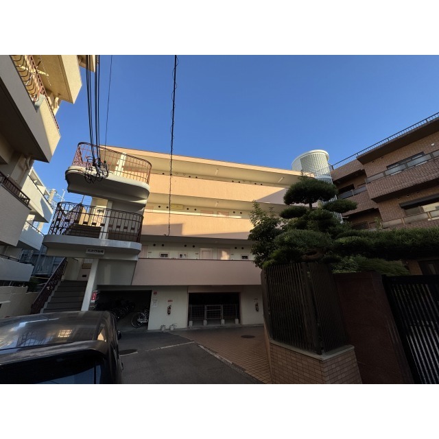 西宮北口駅より徒歩4分 築43年8ヶ月 4階建の賃貸物件