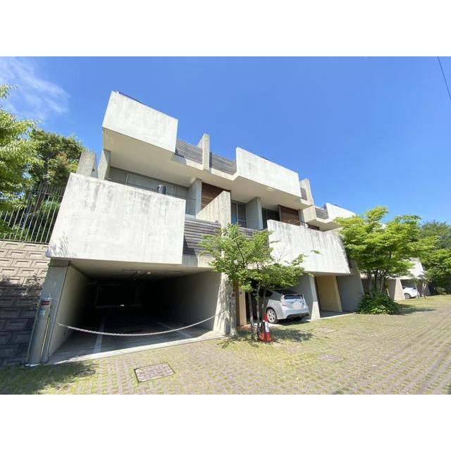 少路駅より徒歩10分 築24年1ヶ月 3階建の賃貸物件