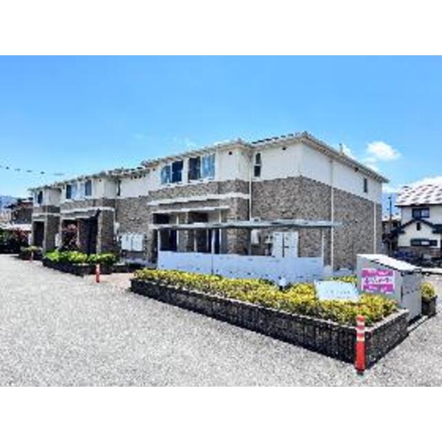  築14年9ヶ月 2階建の賃貸物件