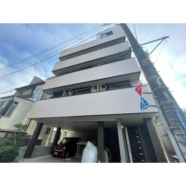 三鷹駅より徒歩6分 築9年2ヶ月 5階建の賃貸物件