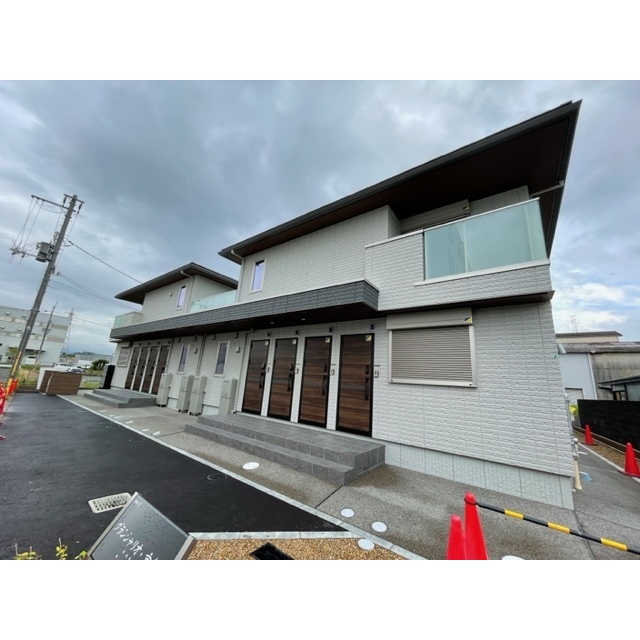 向日町駅より徒歩32分 築1年4ヶ月 2階建の賃貸物件