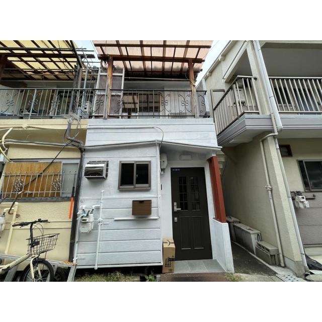 萱島駅より徒歩8分 築50年10ヶ月 2階建の賃貸物件