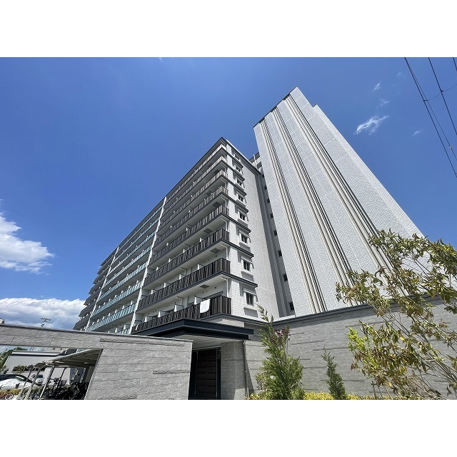 加島駅より徒歩9分 築1年8ヶ月 11階建の賃貸物件