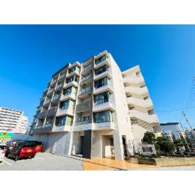  築10年7ヶ月 6階建の賃貸物件