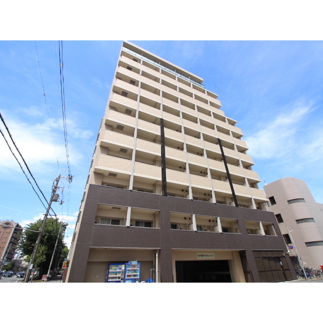 西大路駅より徒歩3分 築18年8ヶ月 11階建の賃貸物件