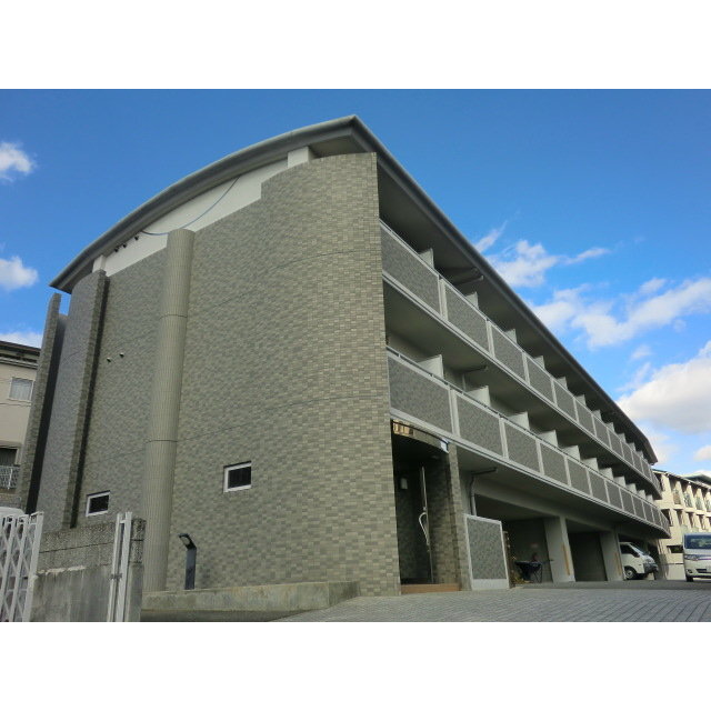 柴原駅より徒歩7分 築27年9ヶ月 3階建の賃貸物件