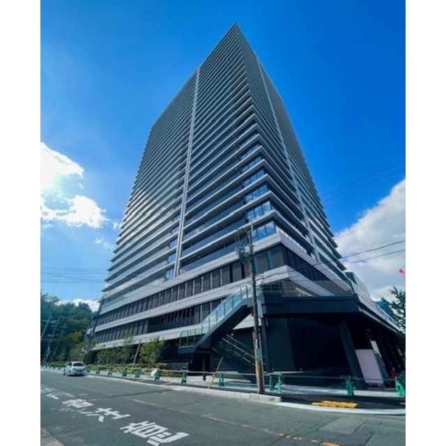 箕面船場阪大前駅より徒歩7分 築1年2ヶ月 30階建の賃貸物件