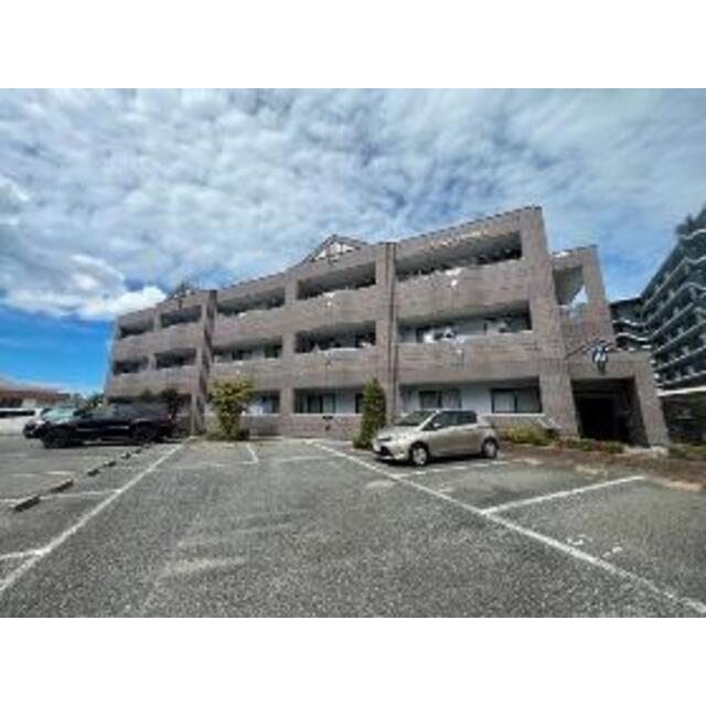 新宮中央駅より徒歩13分 築21年8ヶ月 3階建の賃貸物件