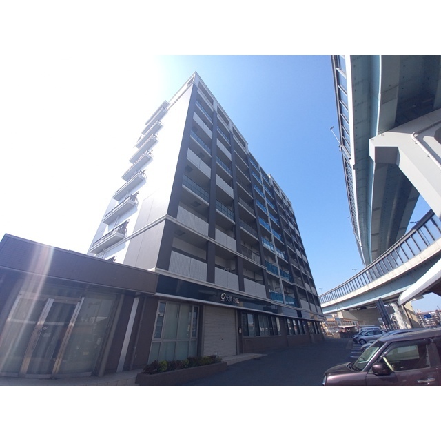 レイ・クレストの賃貸物件