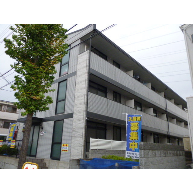 武庫川駅より徒歩16分 築28年8ヶ月 3階建の賃貸物件