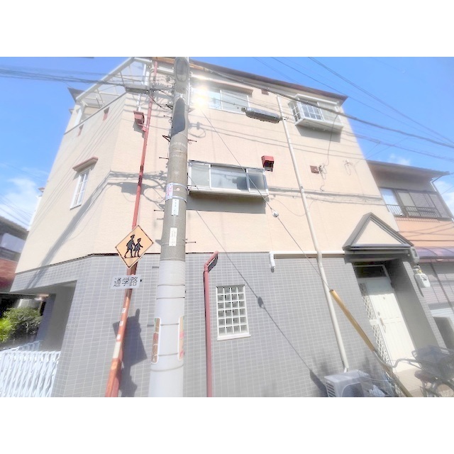 だいどう豊里駅より徒歩3分 築36年2ヶ月 3階建の賃貸物件