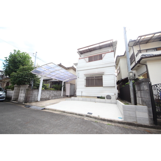 畠田駅より徒歩27分 築37年4ヶ月 2階建の賃貸物件