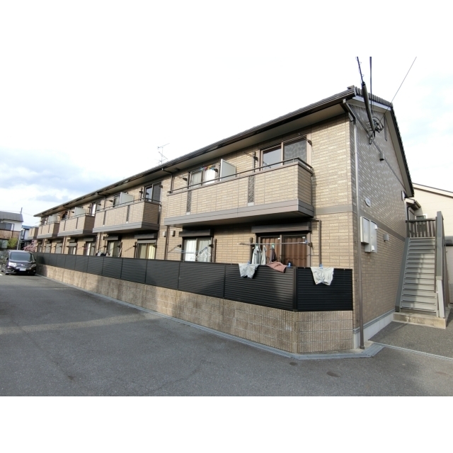 桂駅より徒歩19分 築20年8ヶ月 2階建の賃貸物件