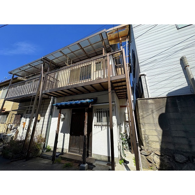 額田駅より徒歩4分 築58年 2階建の賃貸物件