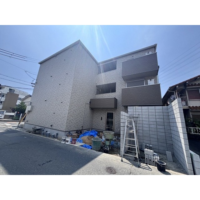 山田駅より徒歩10分 新築 3階建の賃貸物件