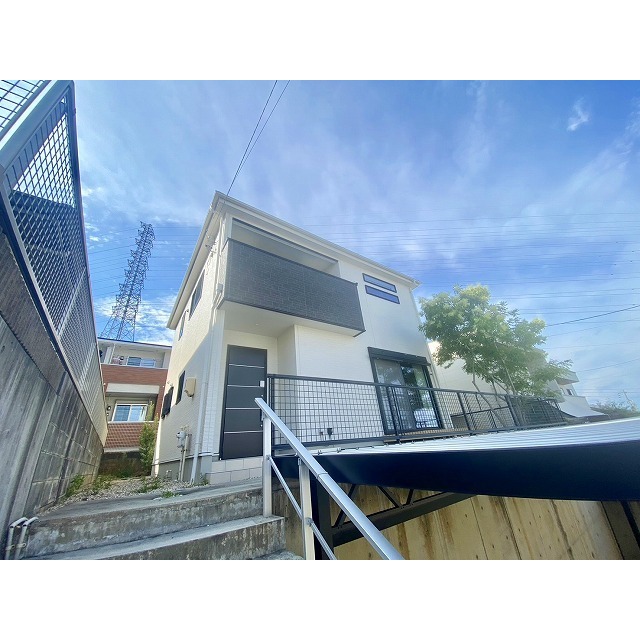 有松駅より徒歩14分 築9年 2階建の賃貸物件