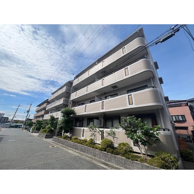 新金岡駅より徒歩9分 築27年3ヶ月 4階建の賃貸物件