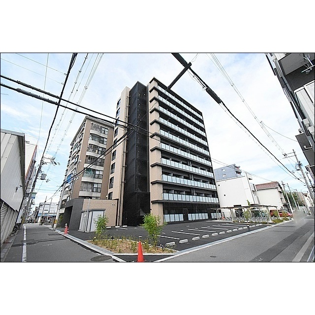 花園町駅より徒歩7分 築1年3ヶ月 10階建の賃貸物件